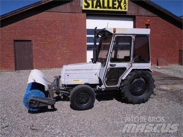 Mitsubishi 280 Traktorok