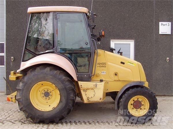 New Holland NH95 Traktorok