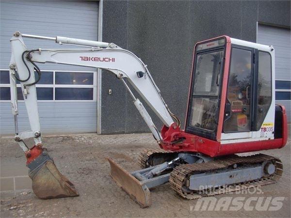 Takeuchi TB035 Mini kotrók < 7t