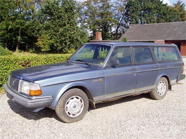 Volvo 240GL Kistehergépjárművek