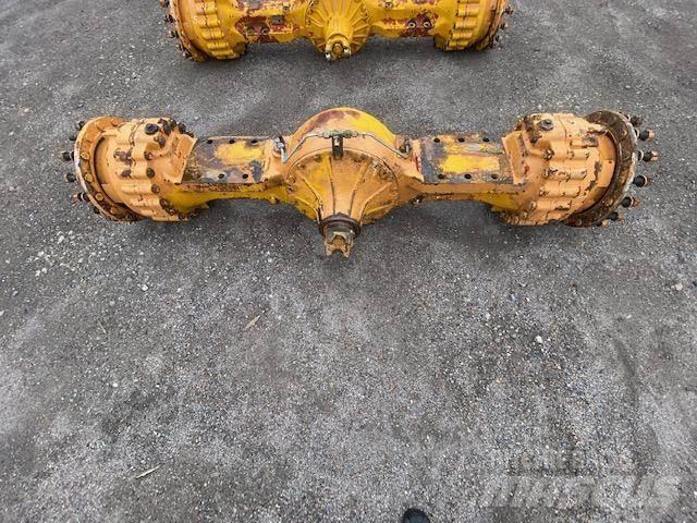 CASE 821 c axles Tengelyek