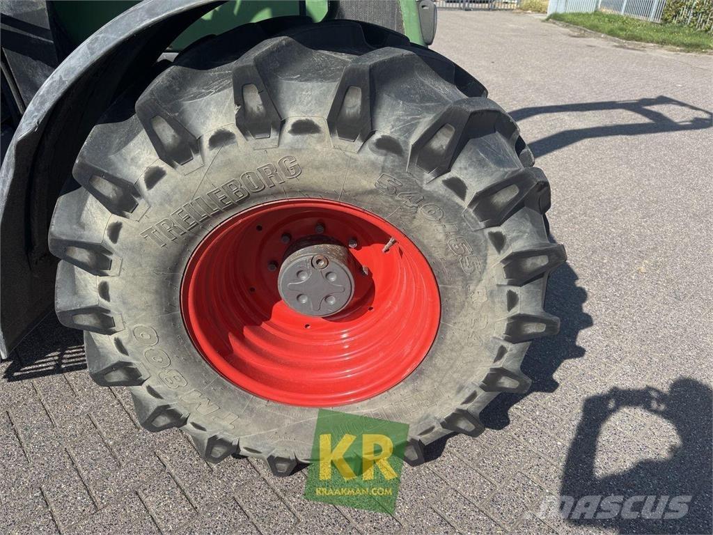 Fendt 716 Vario Traktorok