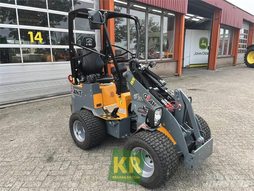 GiANT G1200 Homlokrakodók és kotrók