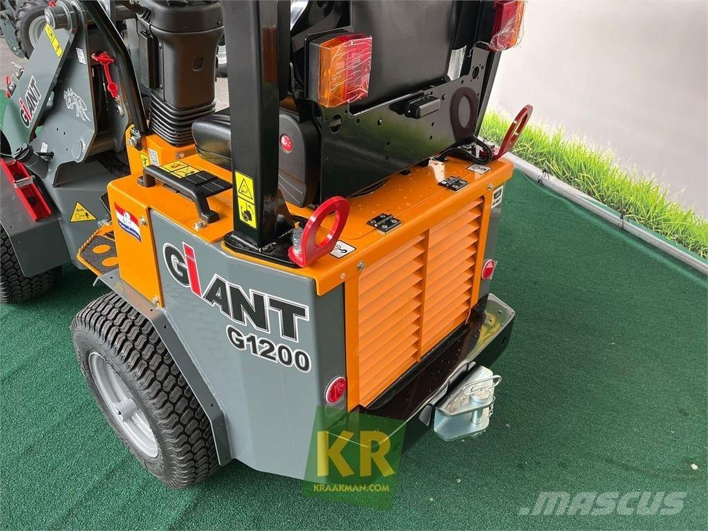 GiANT G1200 Homlokrakodók és kotrók