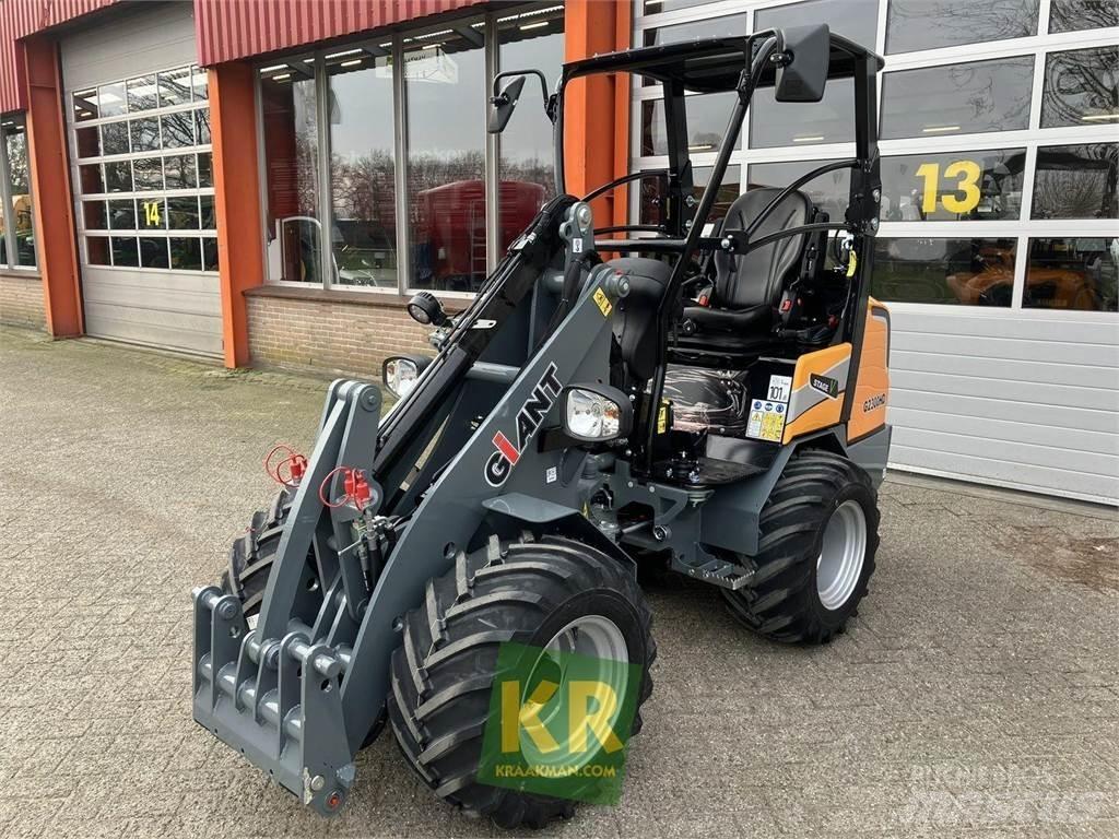 GiANT G2300 Homlokrakodók és kotrók