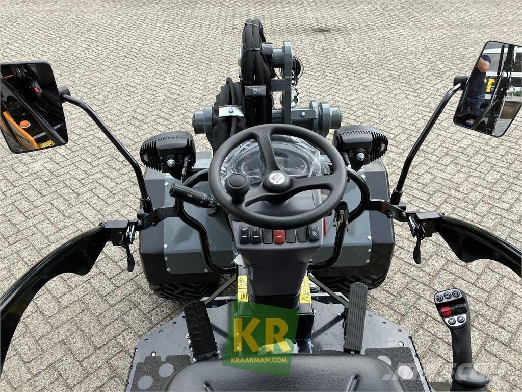 GiANT G2700 HD Homlokrakodók és kotrók