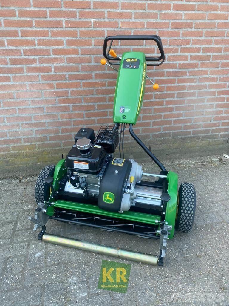 John Deere 260 Golfpálya karbantartó gépek