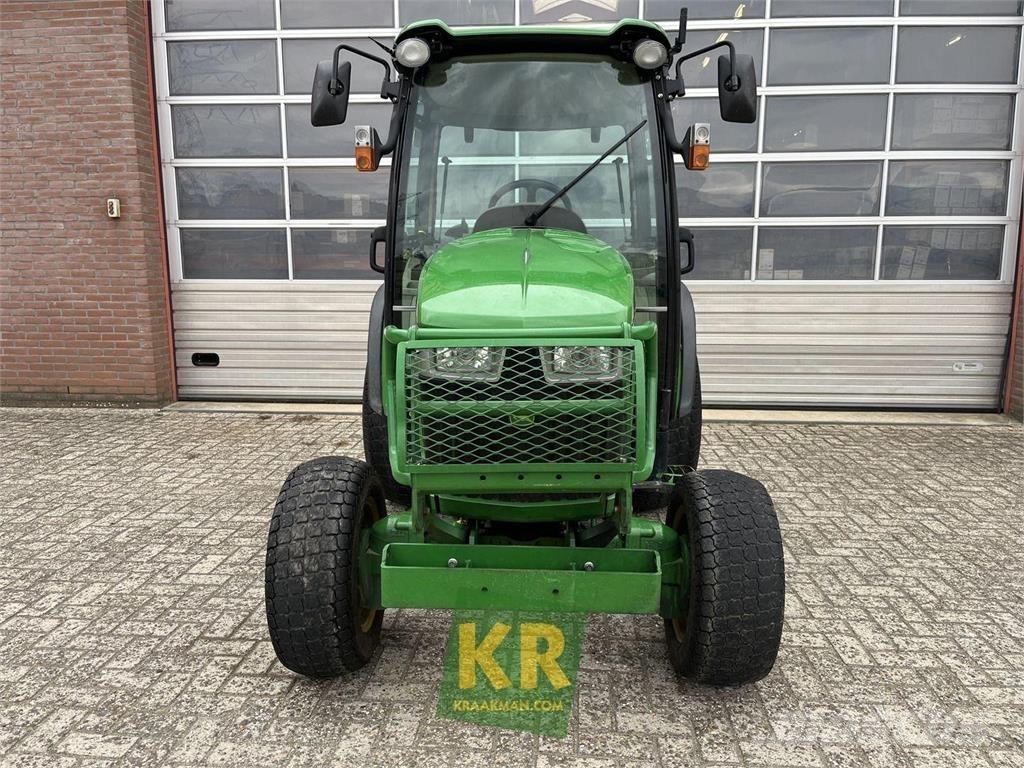 John Deere 3038R Kompakt traktorok