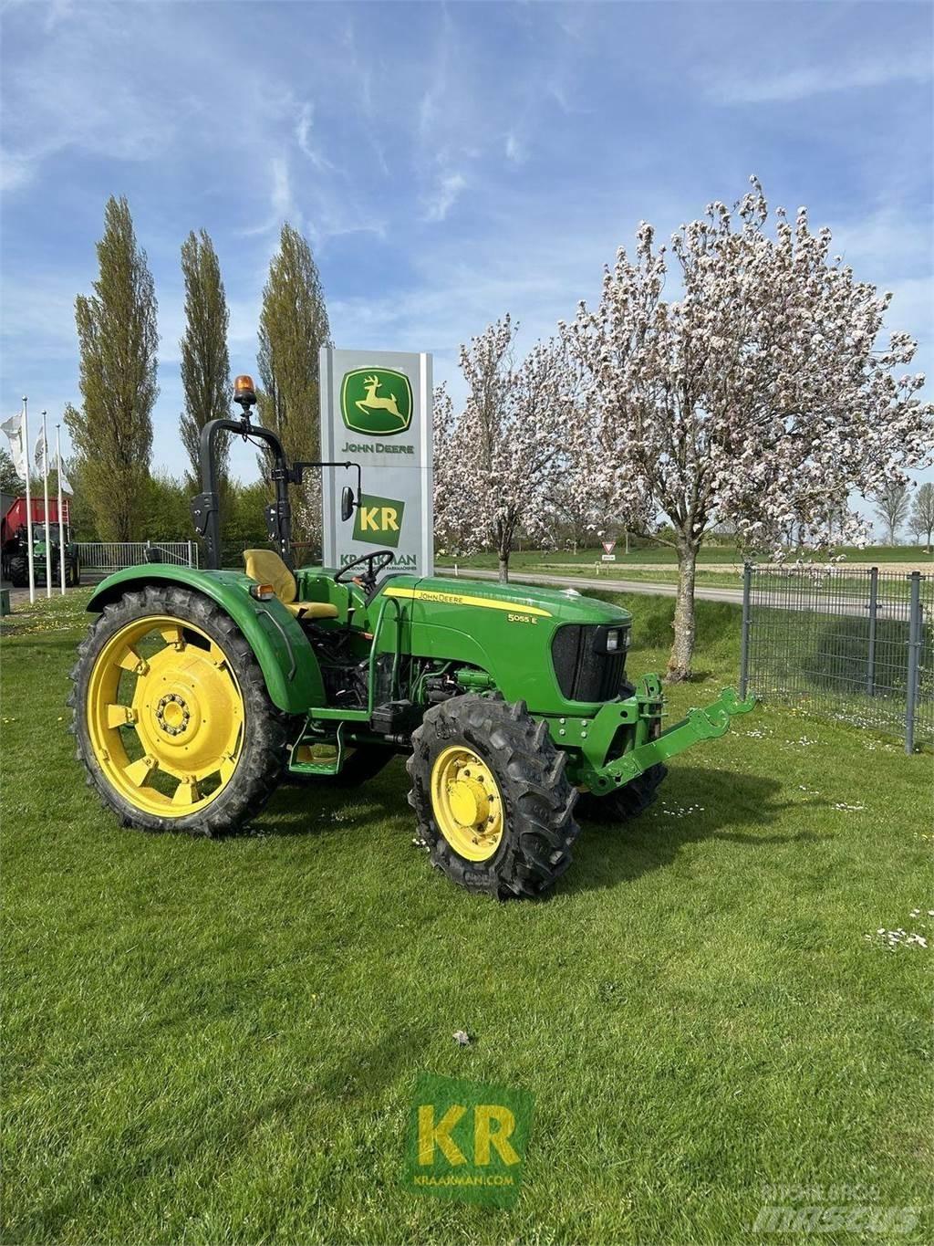 John Deere 5055E Traktorok