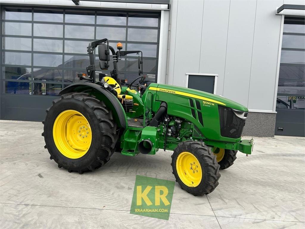 John Deere 5090M Traktorok