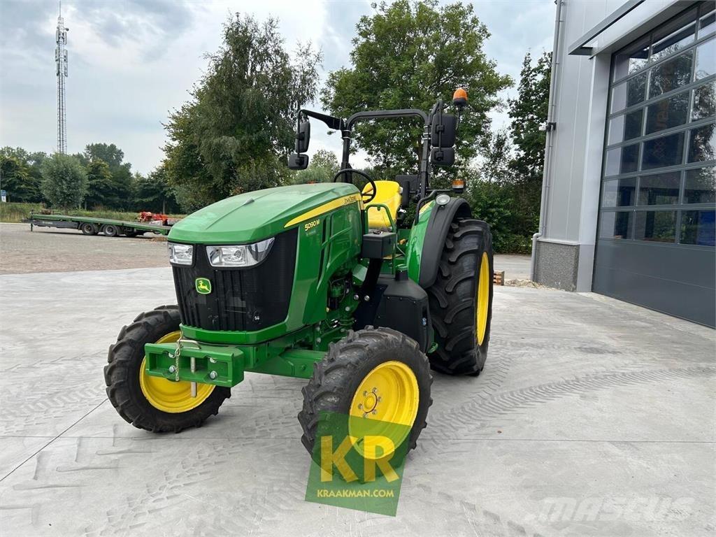 John Deere 5090M Traktorok