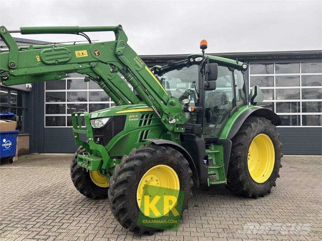 John Deere 6110R Traktorok