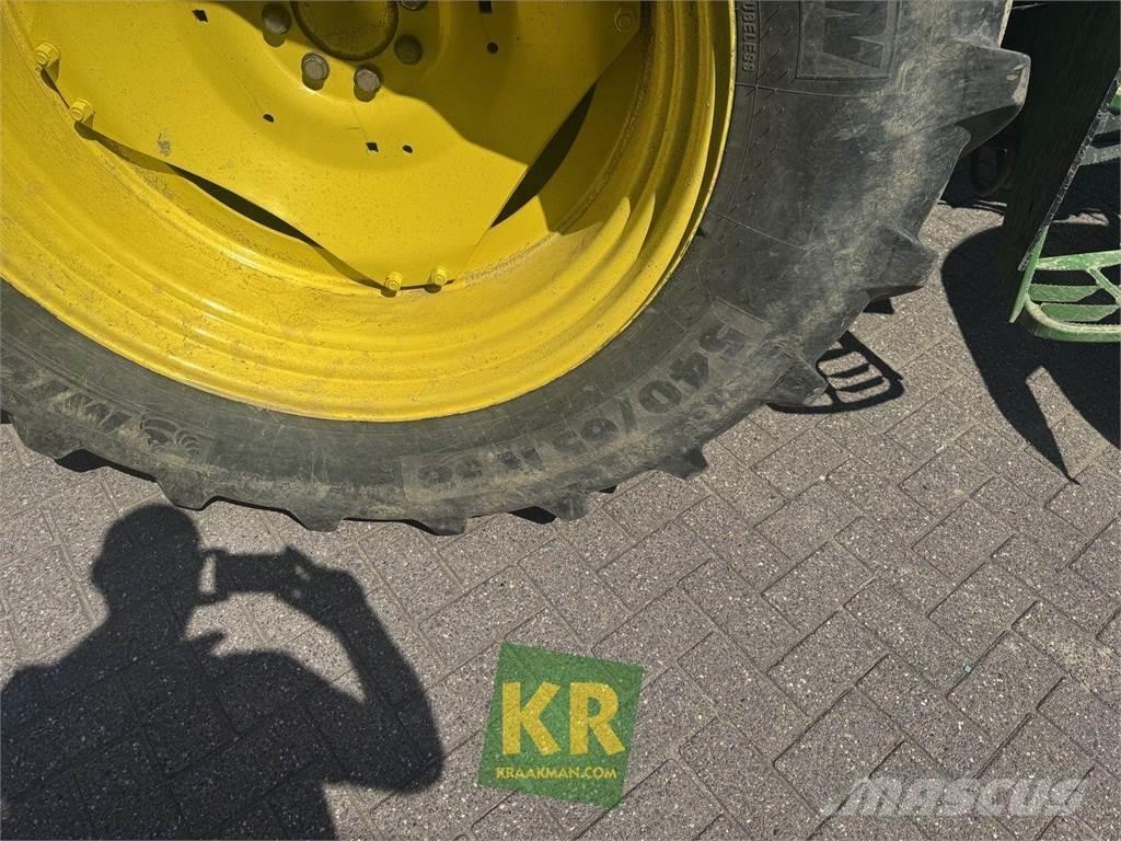 John Deere 6130 Traktorok