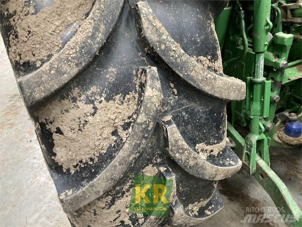 John Deere 6155R Traktorok