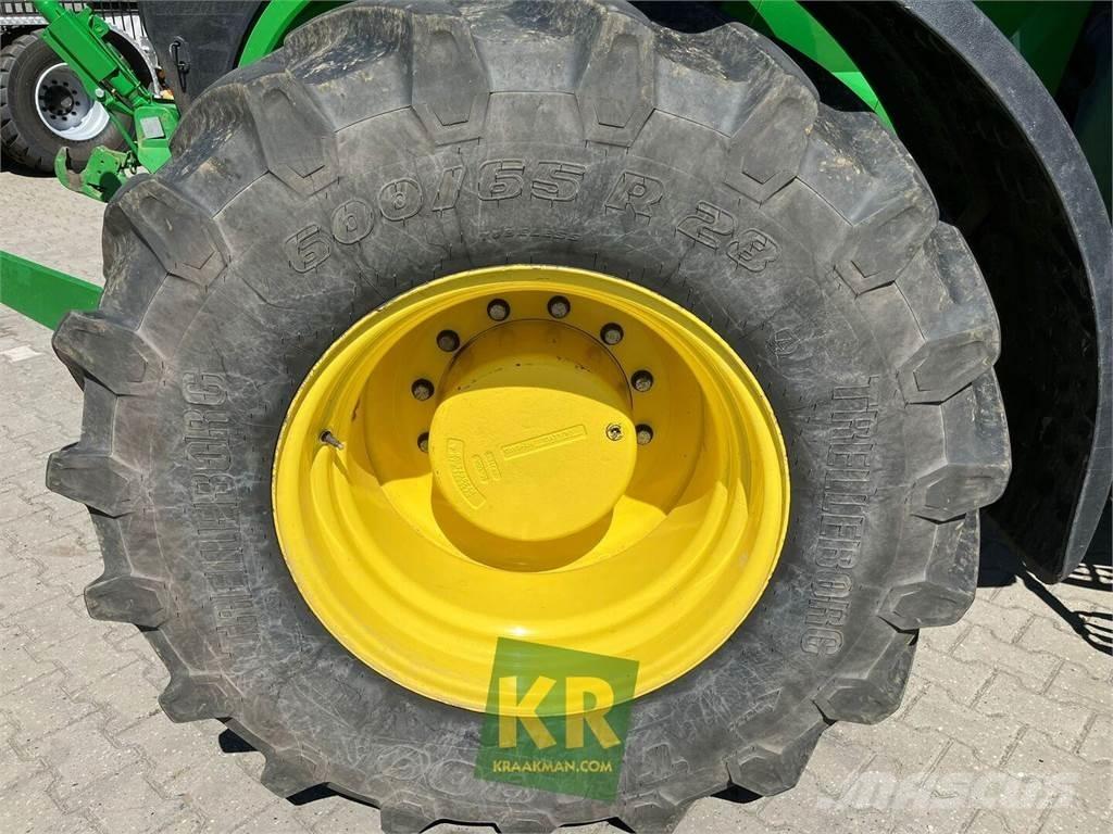 John Deere 7230R Traktorok
