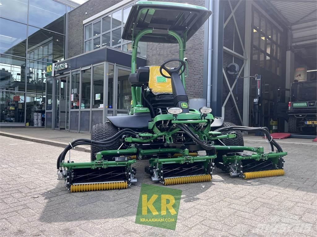 John Deere 8700A Golfpálya karbantartó gépek