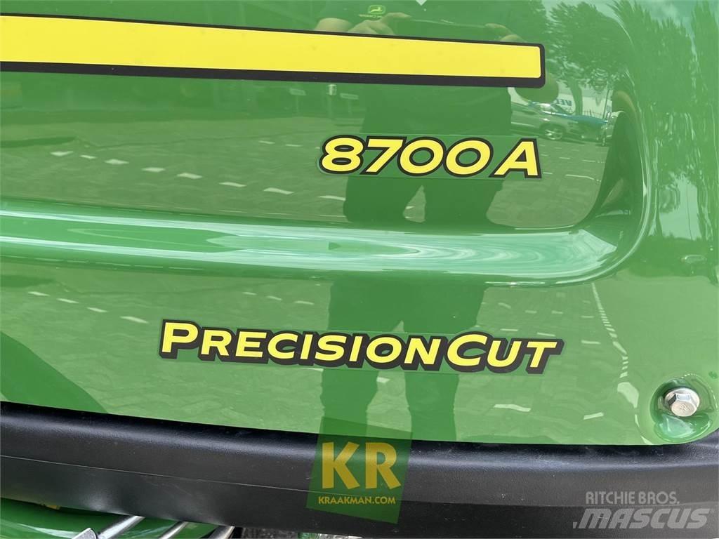 John Deere 8700A Golfpálya karbantartó gépek