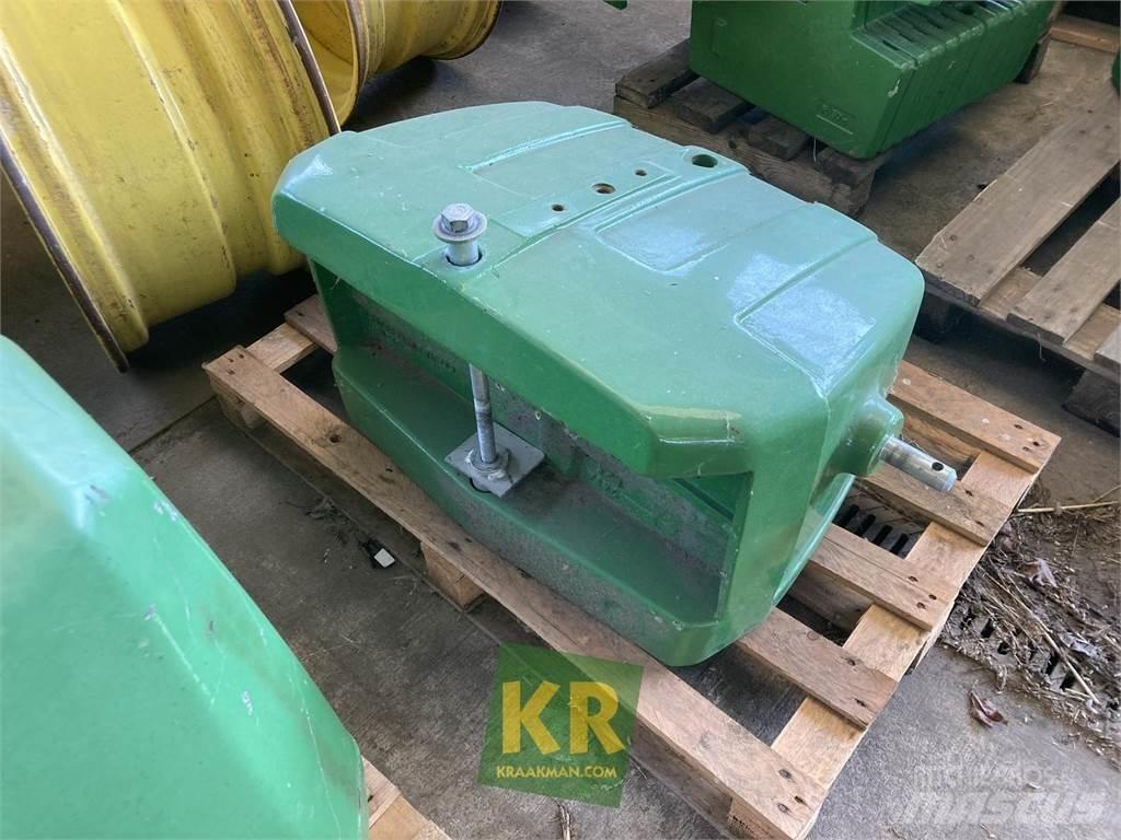 John Deere 900 kg Orr súlyok