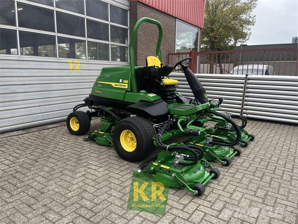 John Deere 9009A Három késhengeres fűnyírók