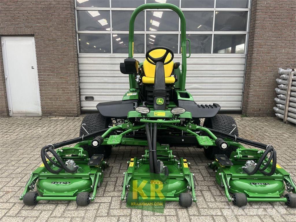 John Deere 9009A Három késhengeres fűnyírók