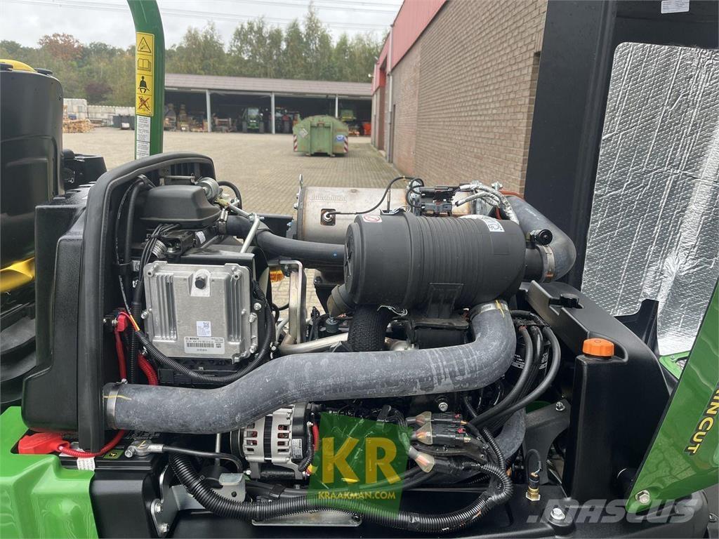 John Deere 9009A Három késhengeres fűnyírók