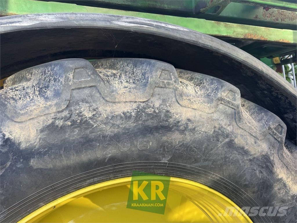 John Deere R962I Önjáró trágyaszórók