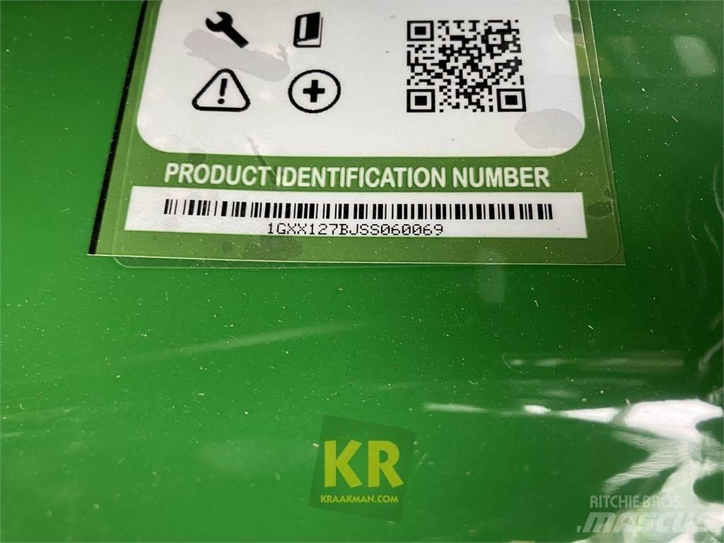 John Deere X127 Ráülős fűnyírók