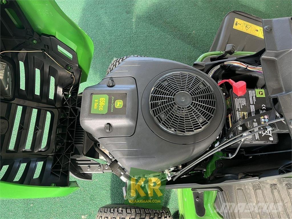 John Deere X127 Ráülős fűnyírók