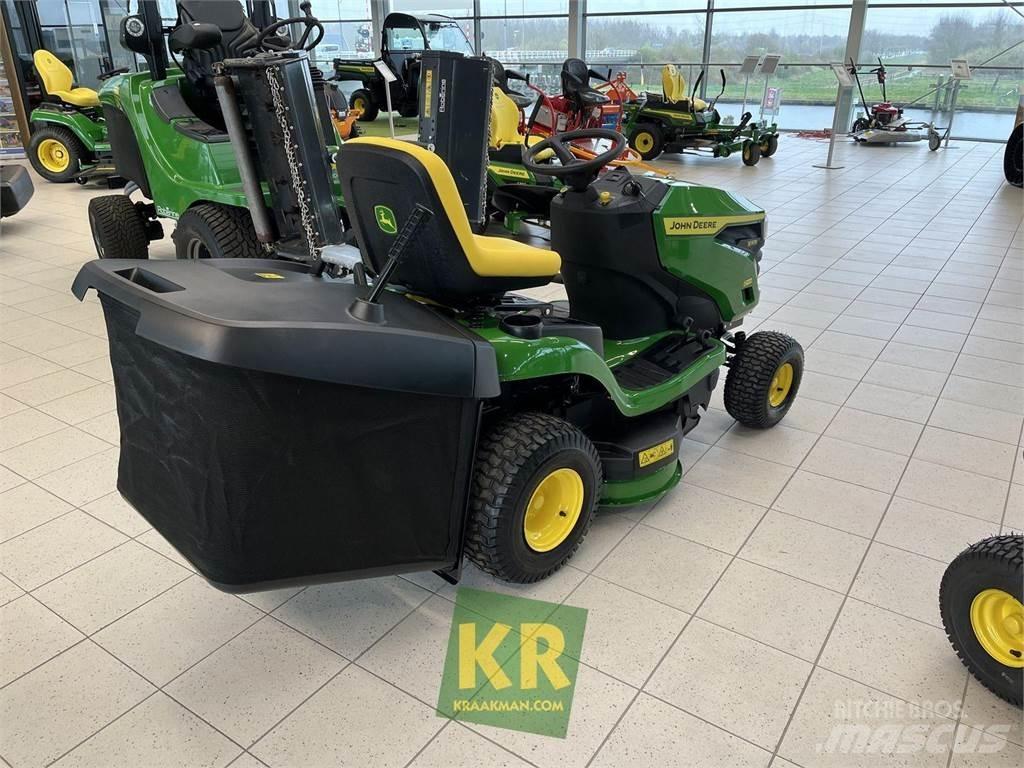 John Deere X147R Ráülős fűnyírók