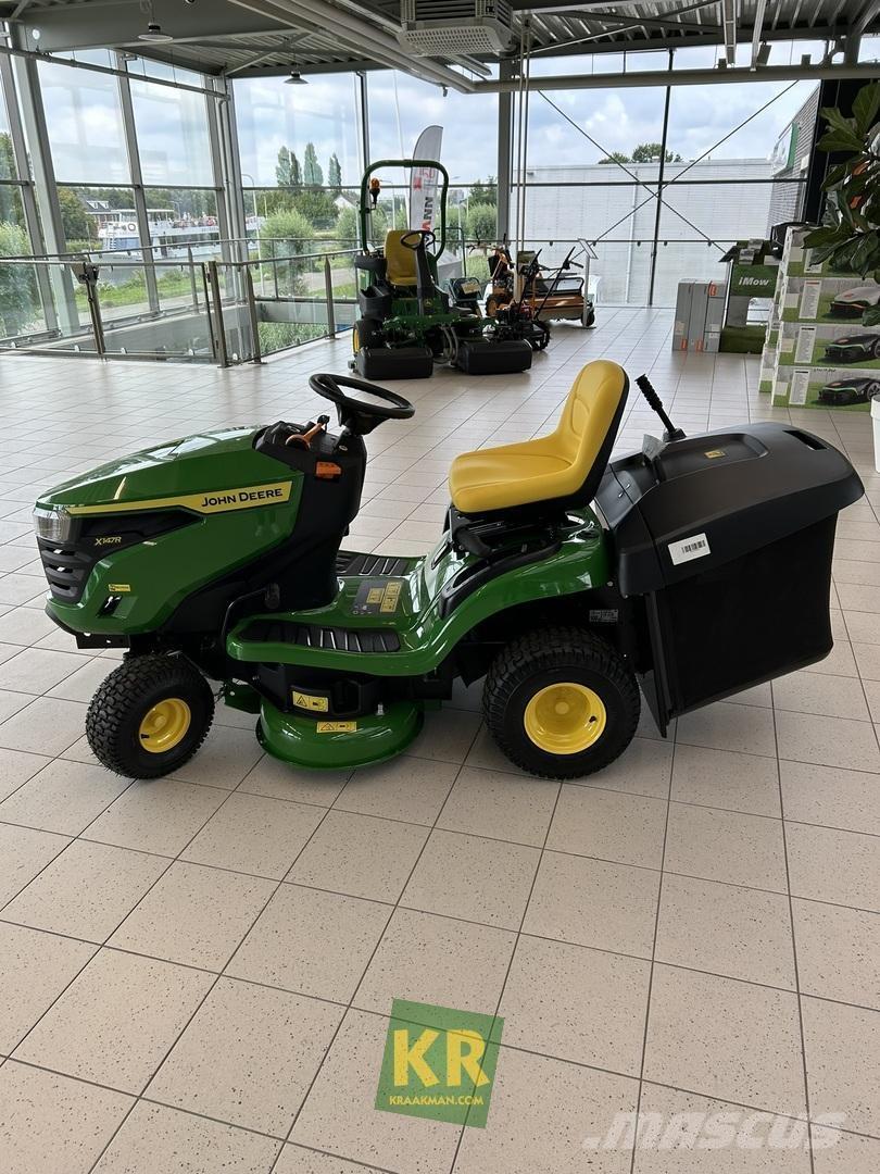 John Deere X147R Ráülős fűnyírók