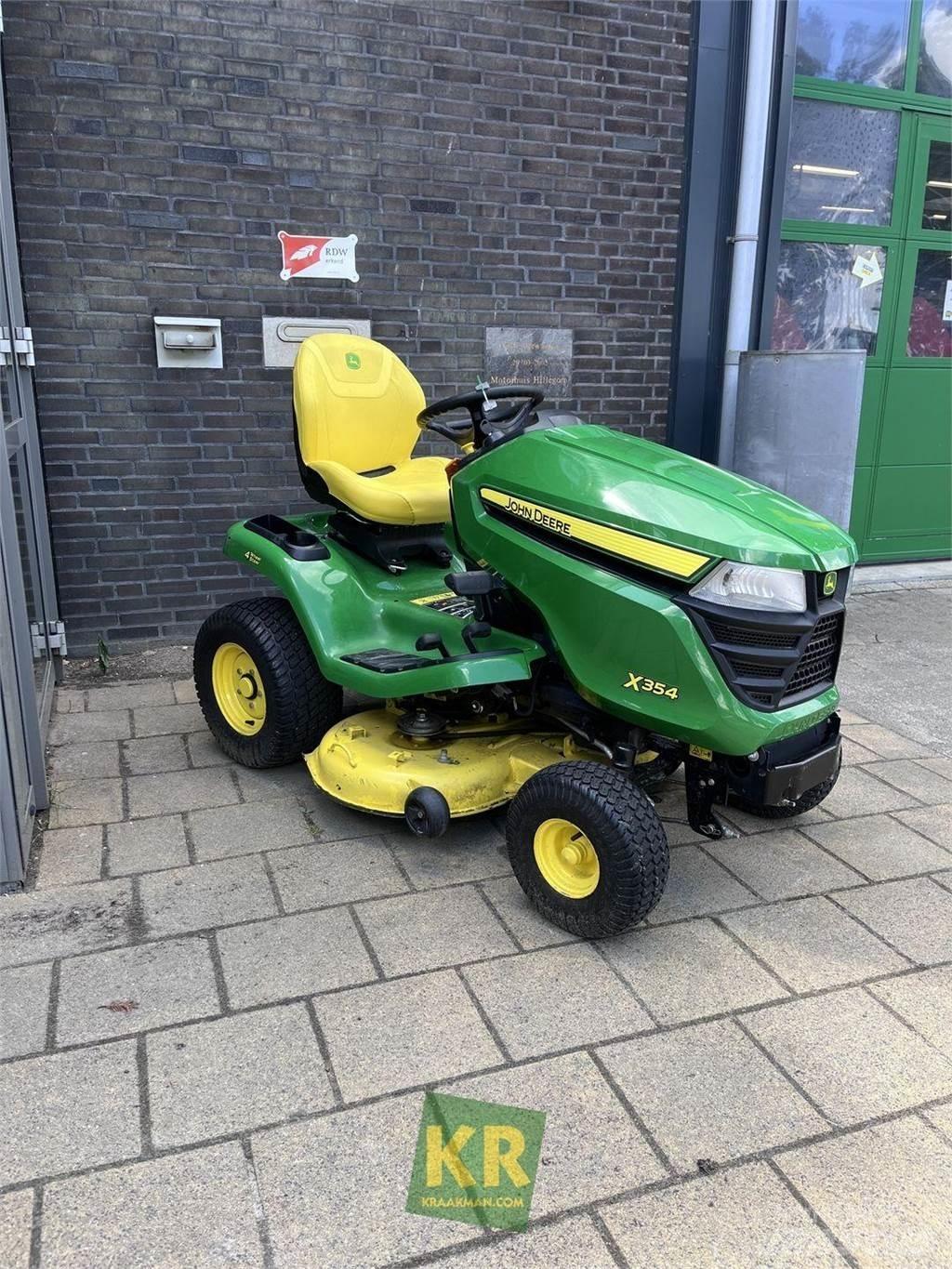 John Deere X354 Ráülős fűnyírók