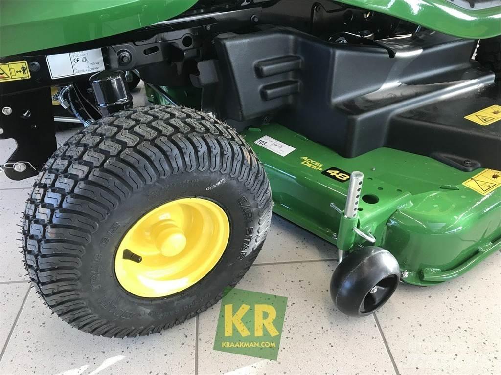 John Deere X370 Ráülős fűnyírók