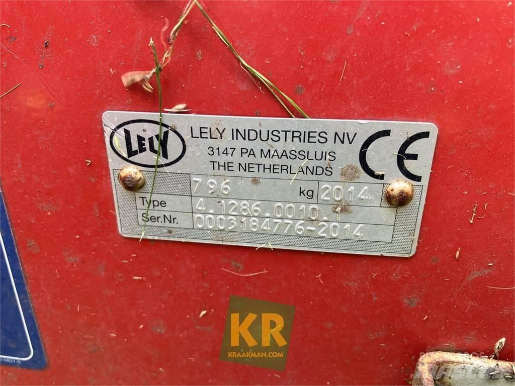 Lely 320 Három késhengeres fűnyírók