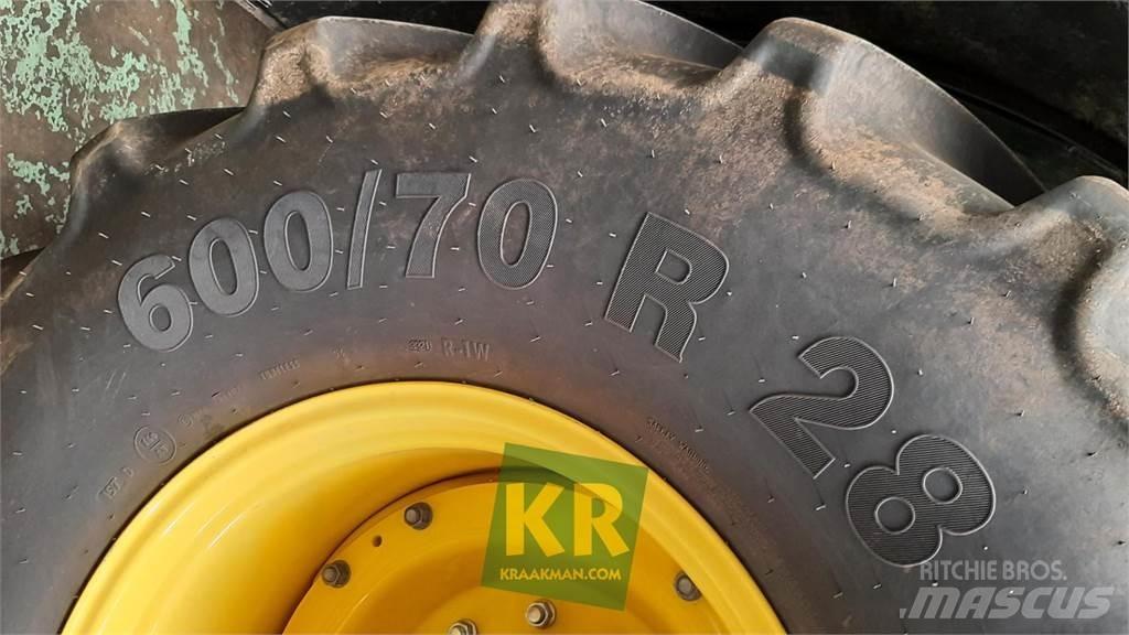 Mitas  Gumiabroncsok, kerekek és felnik