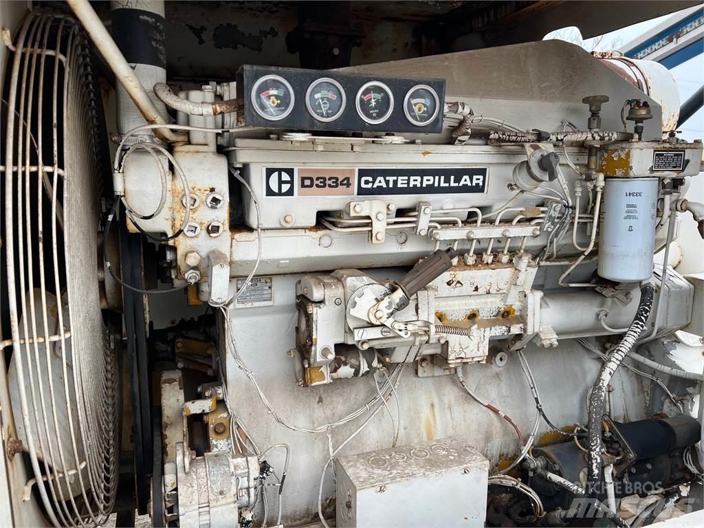 CAT 205kW Dízel áramfejlesztők