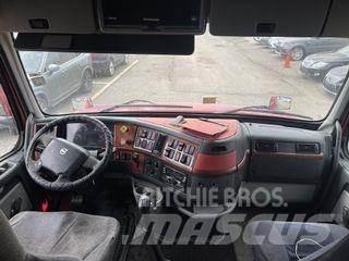 Volvo VNL64T730 Nyergesvontatók