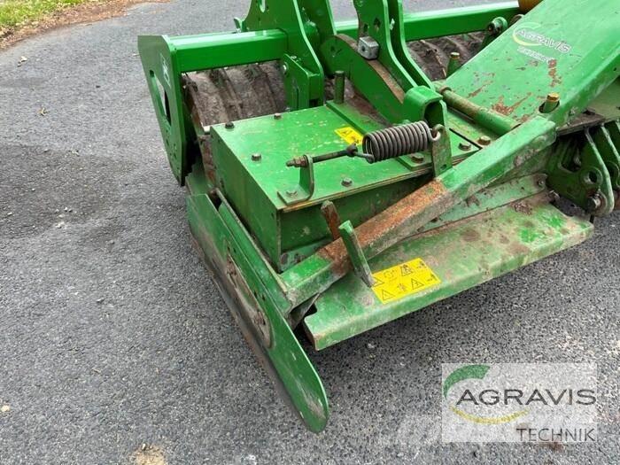 Amazone KX 3000 Kardánhajtású ekék és Forgó-boronák