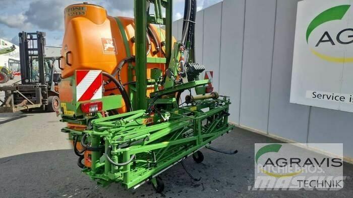 Amazone UF 1201 Vontatott trágyaszórók