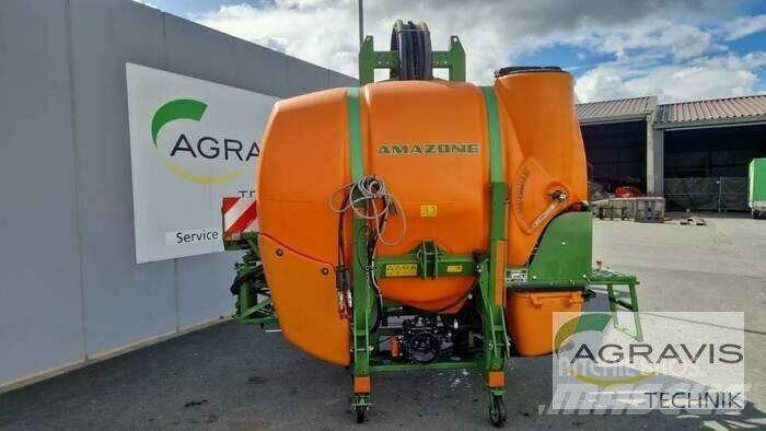 Amazone UF 1201 Vontatott trágyaszórók