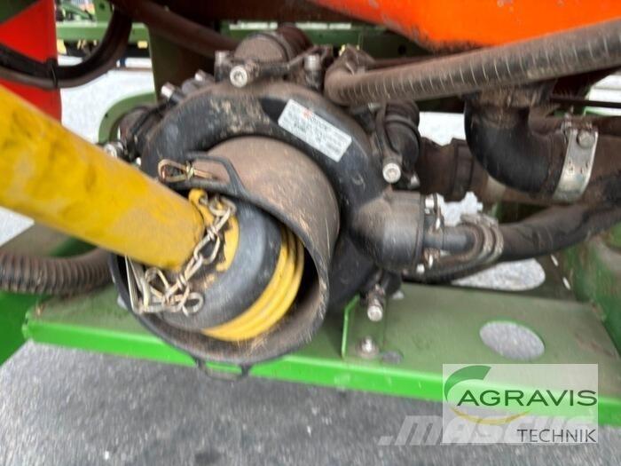 Amazone UF 1801 Vontatott trágyaszórók