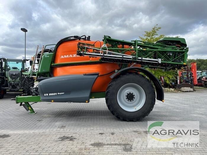 Amazone UX 8601 SUPER Vontatott trágyaszórók