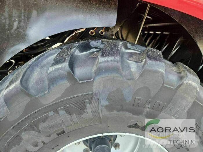 Case IH LB 424 R RL6 Szögletes bálázók