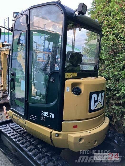 CAT 302.7 D Gumikerekes kotrók