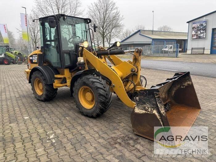 CAT 908 Gumikerekes homlokrakodók