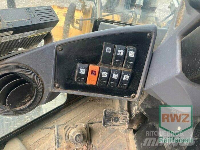 CAT 930H Gumikerekes homlokrakodók