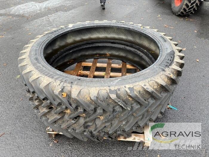 Ceat 320/90R54 Gumiabroncsok, kerekek és felnik