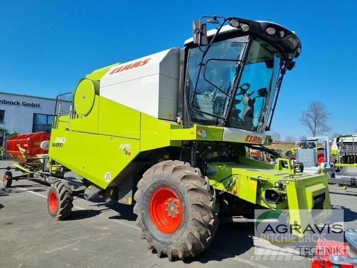 CLAAS AVERO 240 Kombájnok