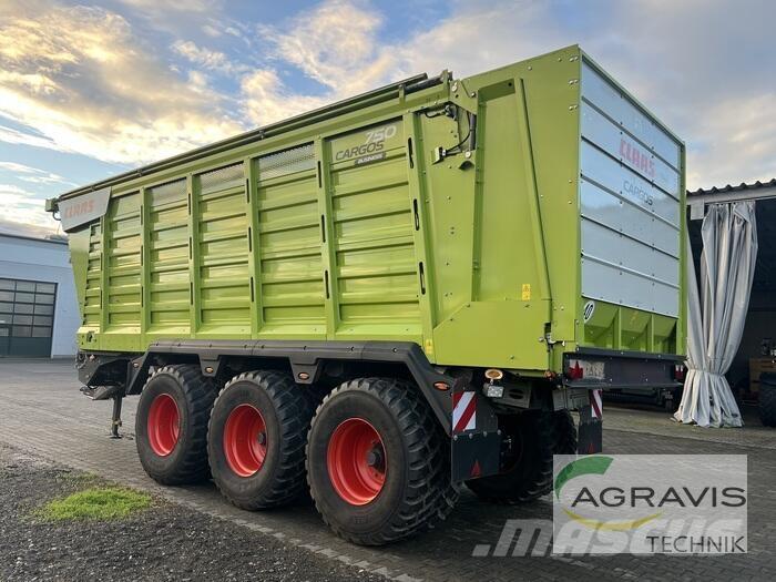CLAAS CARGOS 750 Önrakodó pótkocsik