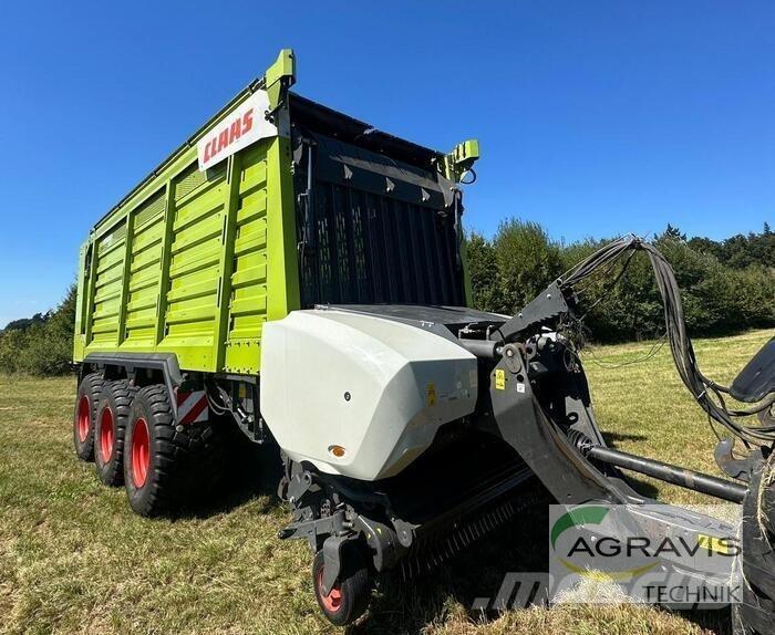 CLAAS CARGOS 8500 Önrakodó pótkocsik