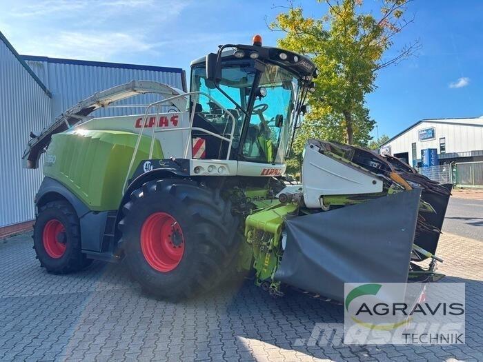 CLAAS JAGUAR 960 Önjáró szecskázók